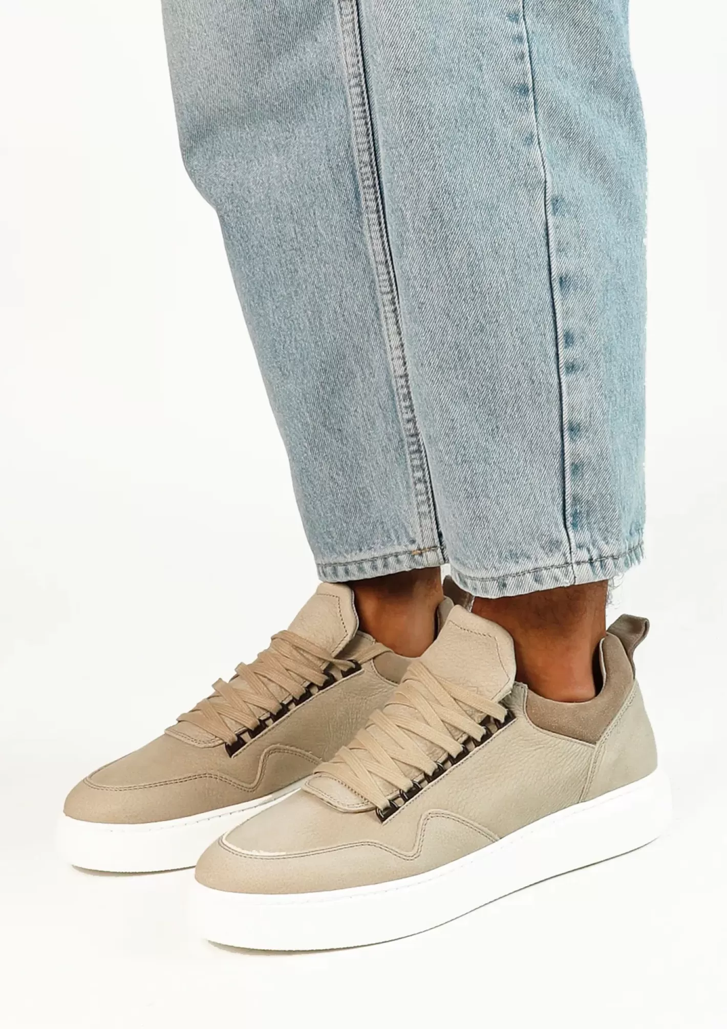 Baskets En Nubuck Avec Semelle - Taupe<Sacha Discount