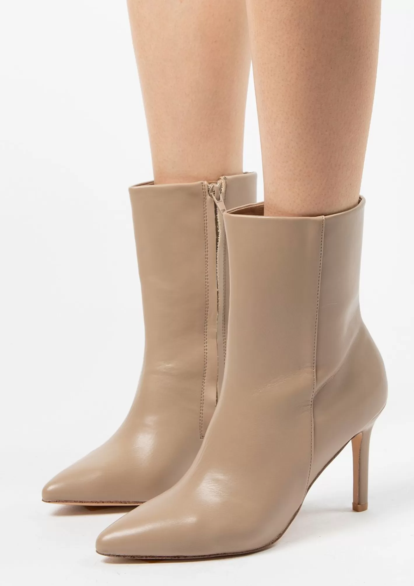 Bottines A Talon Aiguille - Beige<Sacha Cheap