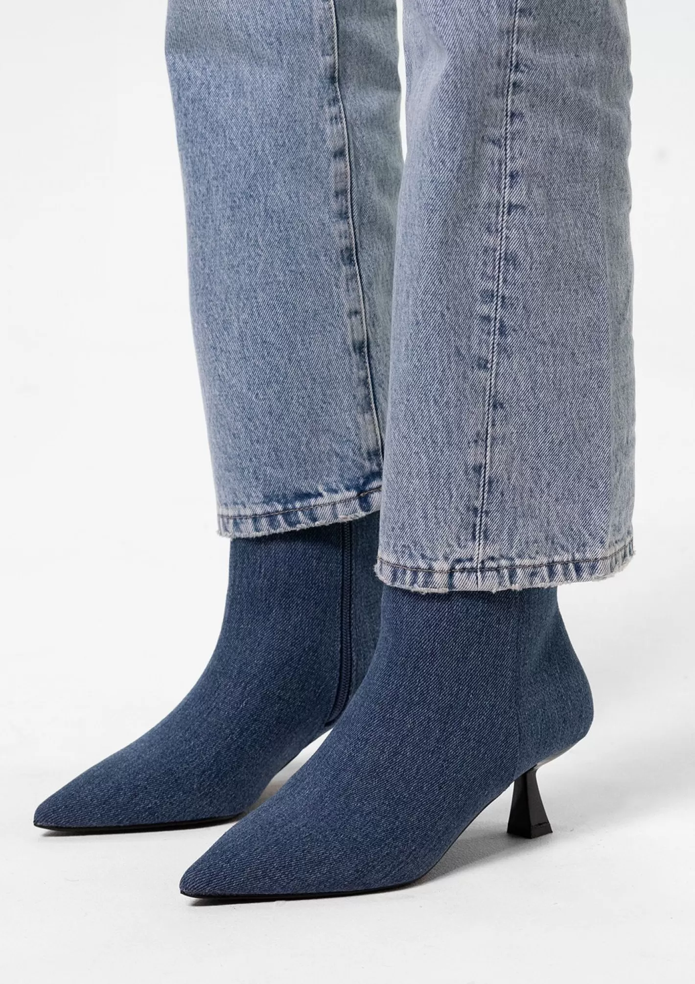 Bottines Denim Avec Talon Entonnoir<Sacha Cheap