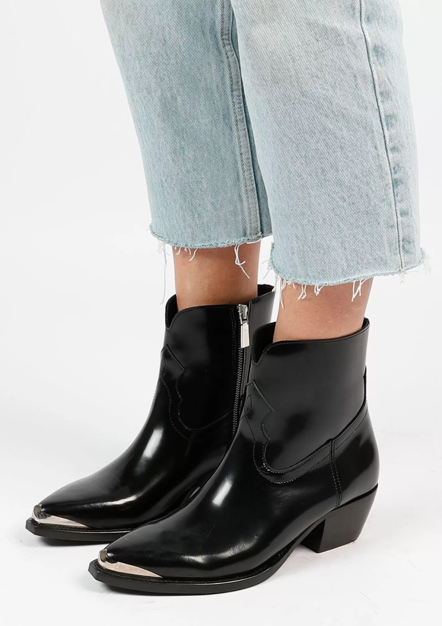 Bottines Western En Cuir - Noir<Sacha Clearance