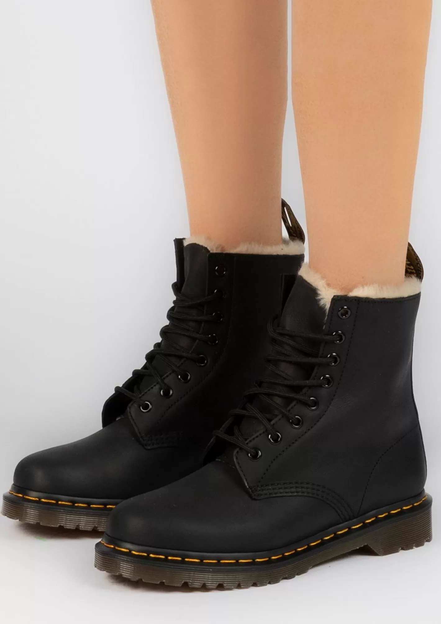 Dr. Martens 1460 Serena Black<Sacha New