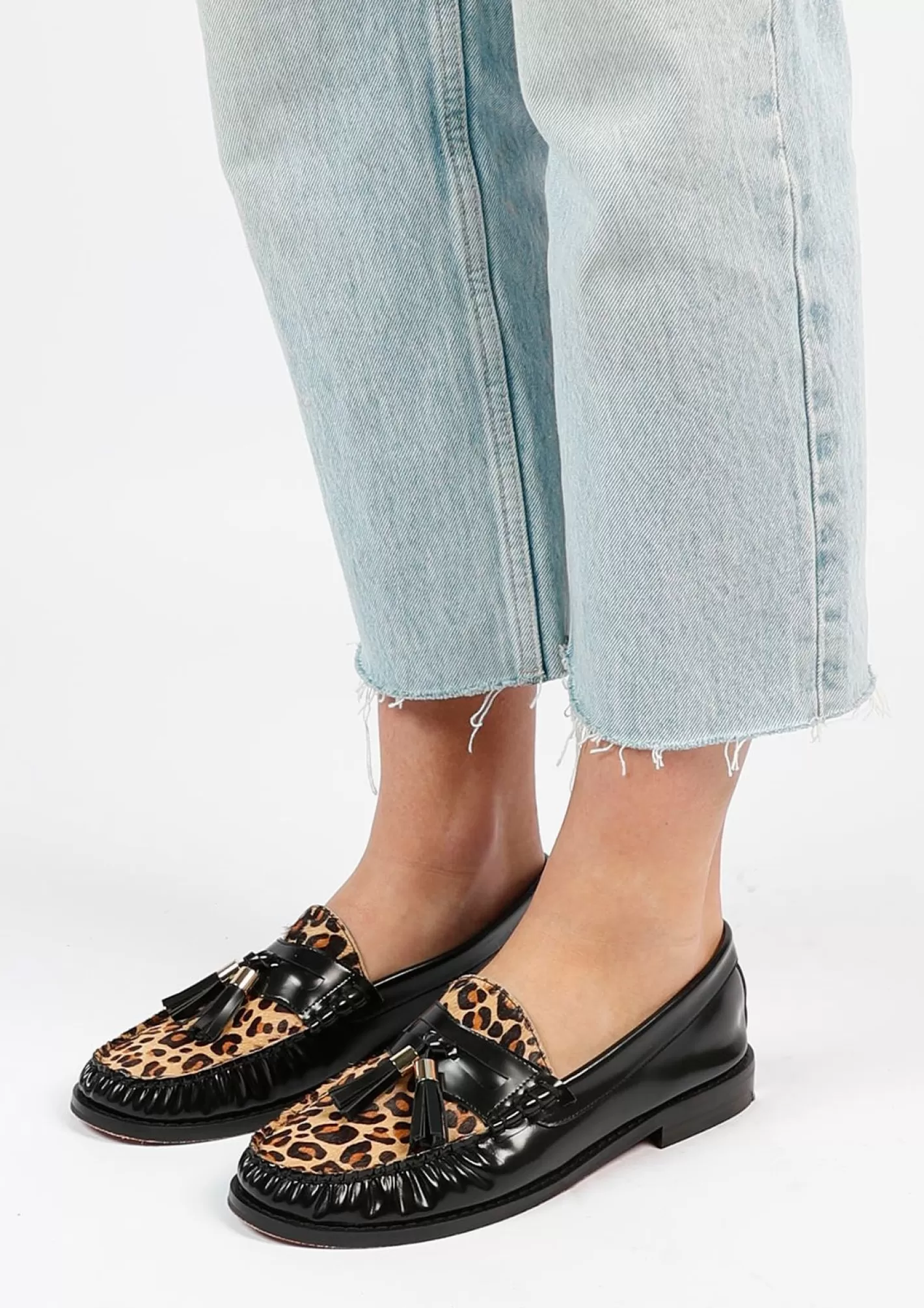 Loafers En Cuir Avec Imprime Leopard - Noir<Sacha Store