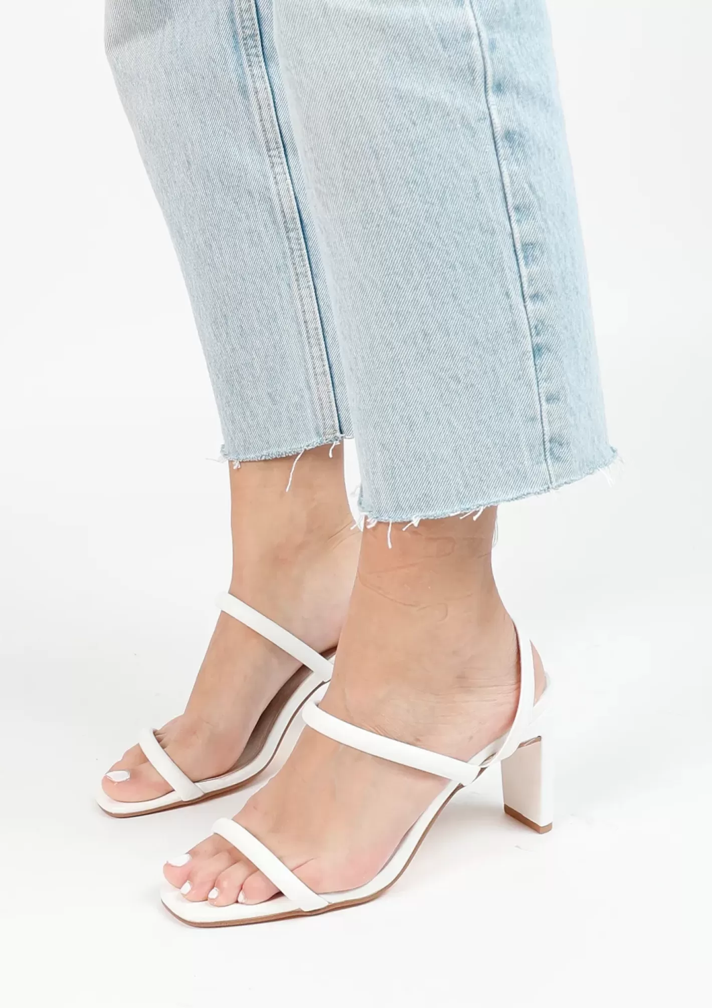 Mules A Talon Droit - Blanc<Sacha Shop