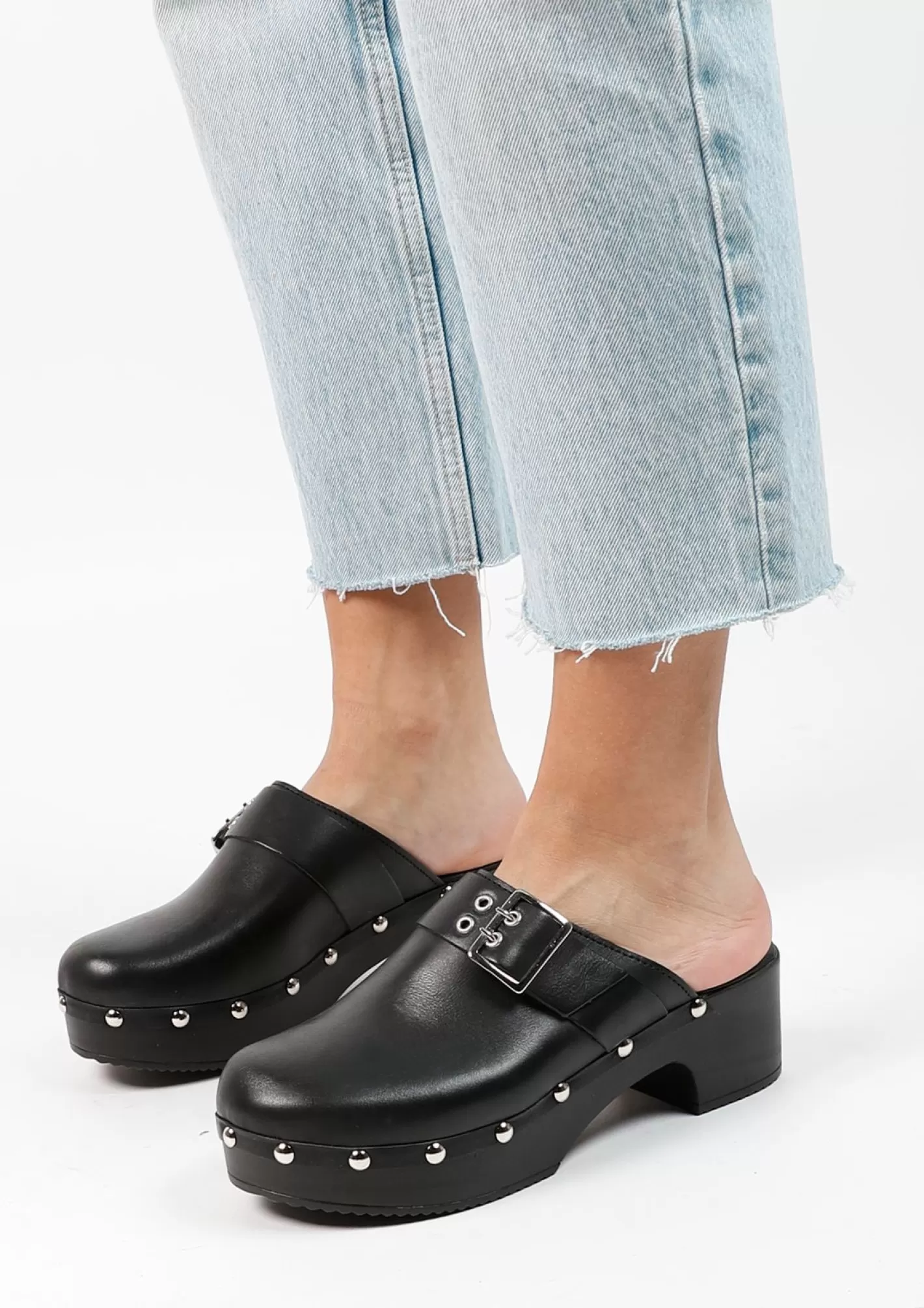 Mules En Cuir Avec Clous - Noir<Sacha Shop