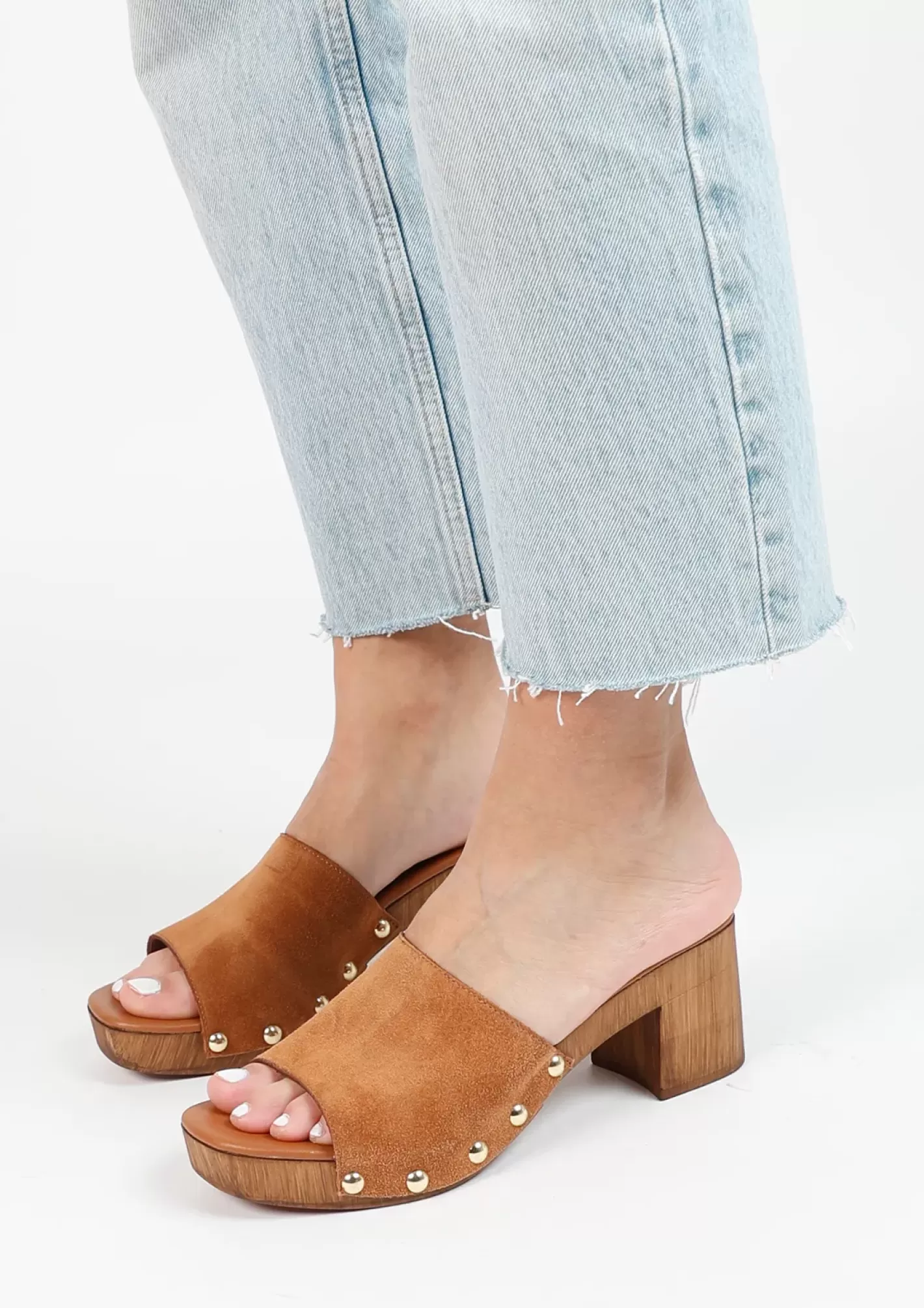 Mules En Daim Avec Talon En Bois - Marron<Sacha Discount