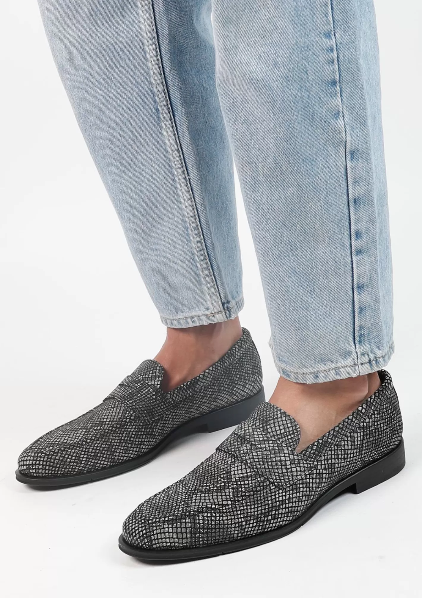 Penny Loafers En Cuir Avec Imprime Python - Noir<Sacha Sale