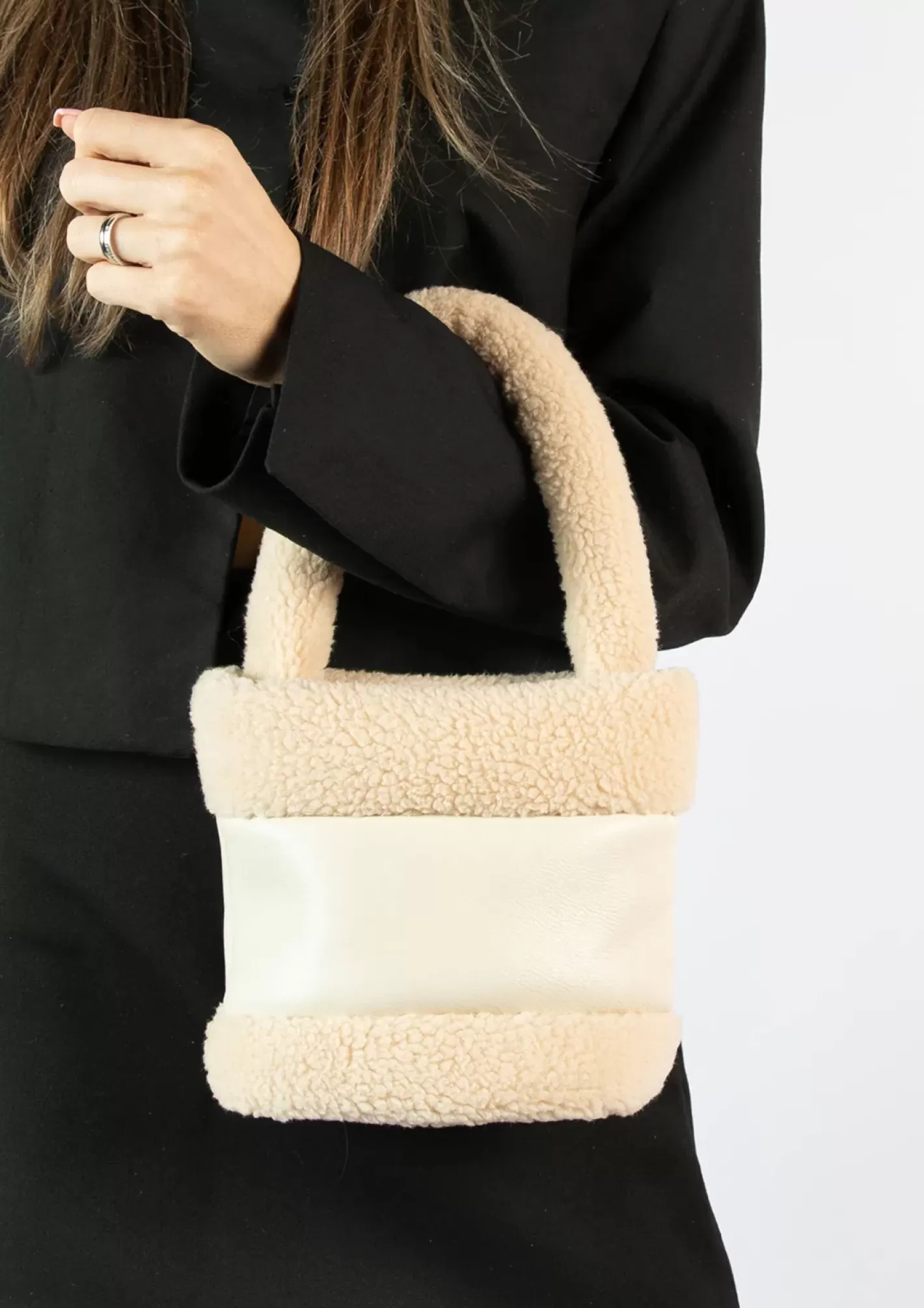 Sac A Main Avec Details Duveteux - Cognac<Sacha Best Sale