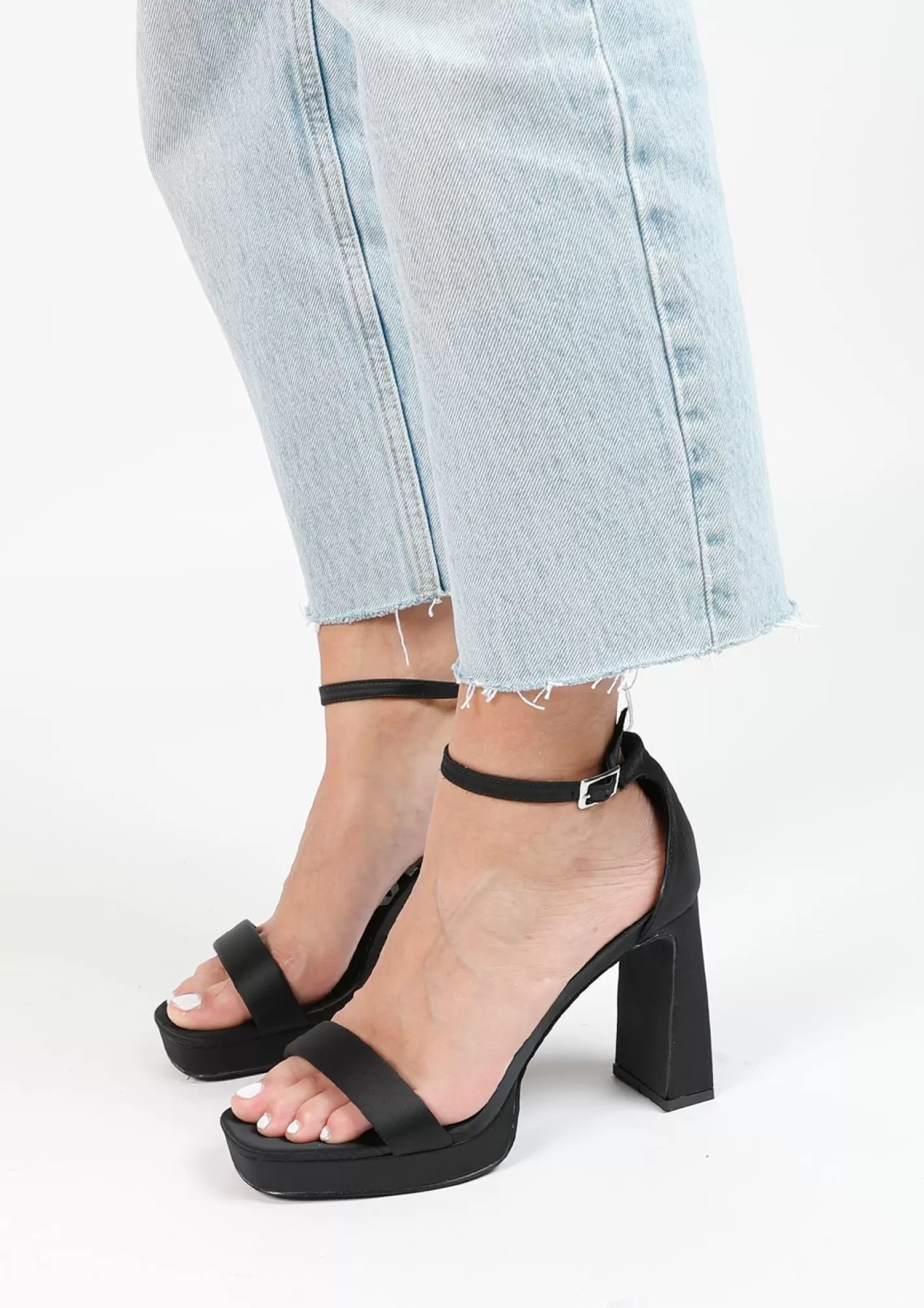 Sandales A Plateau - Noir<Sacha Flash Sale