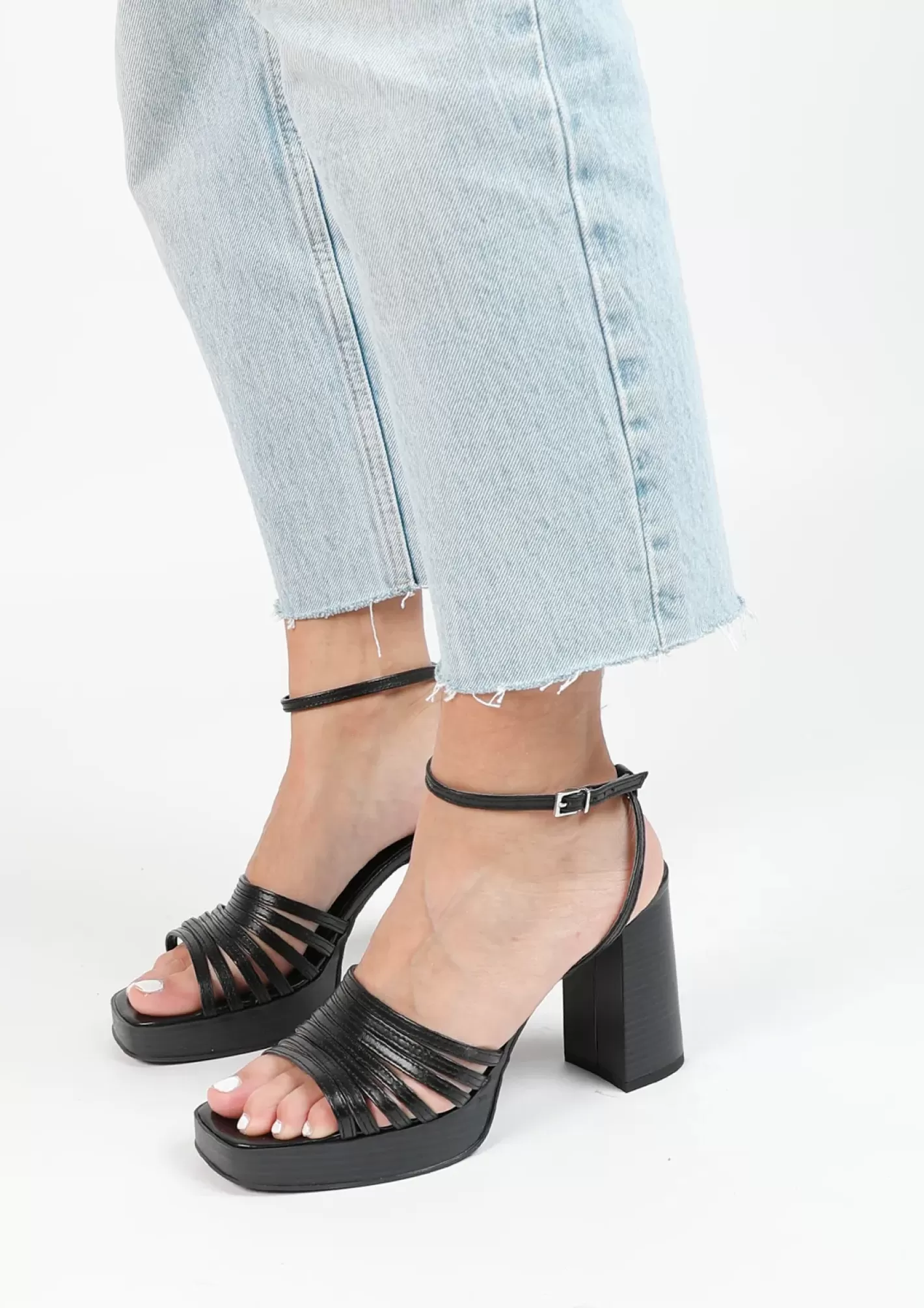 Sandales A Talon En Cuir - Noir<Sacha Cheap