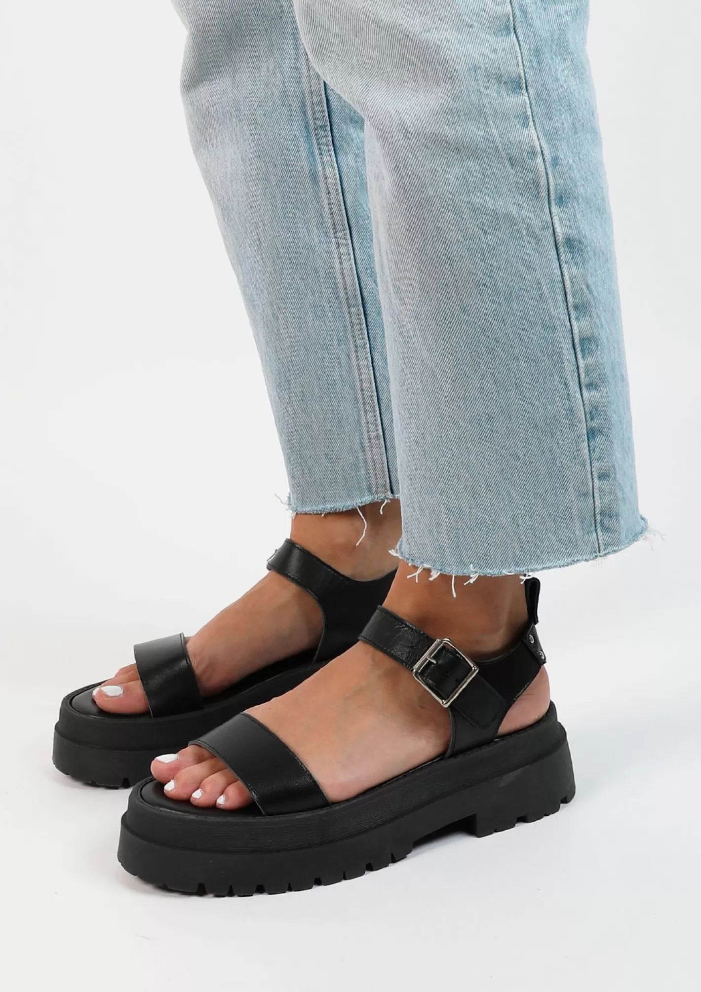 Sandales Cuir A Plateforme - Noir<Sacha Shop